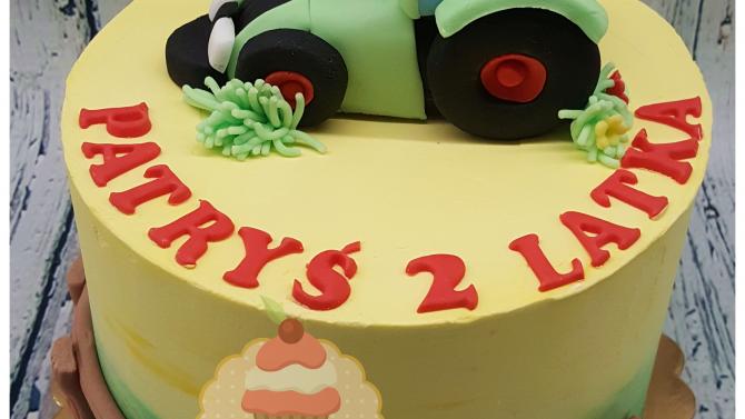 und Birthday Cake For Kids With Figurines