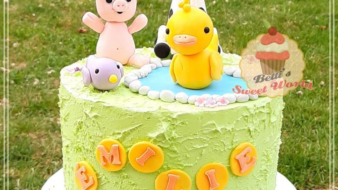 und Birthday Cake For Kids With Figurines